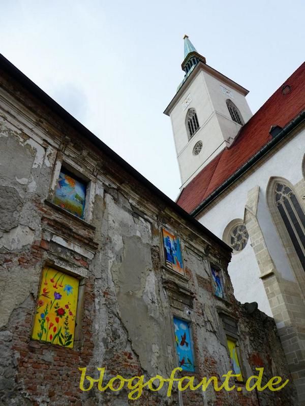 Découvrez Bratislava - La métropole slovaque sur le Danube 45 K800 Bratislava Kirche