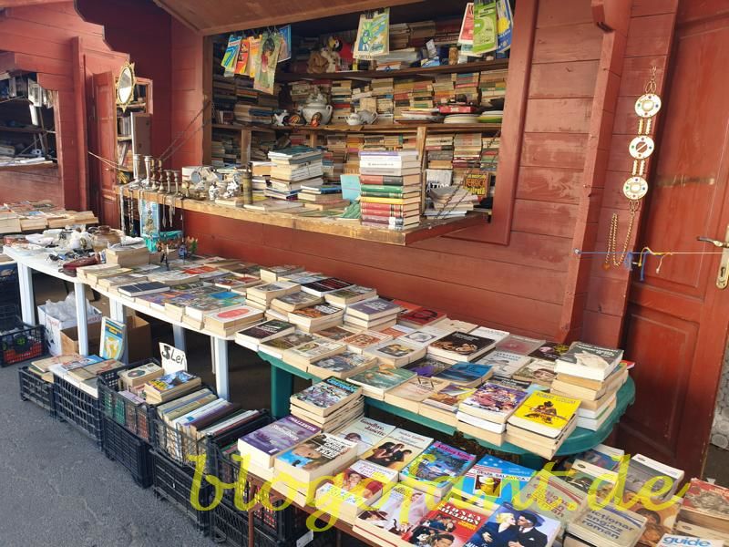 Bukarest - Rumäniens Hauptstadt im Überblick 86 Bukarest Buchmarkt