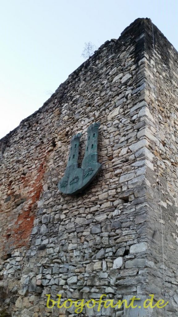 Burg(ruine) Voitsberg - Mit traumhafter Aussicht auf die Koralpe 37 Wappen Burgruine Voitsberg