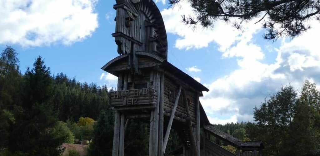 Probier mal Stutenmilch am Töchterlehof 1 Toechterlehof Holzpferd