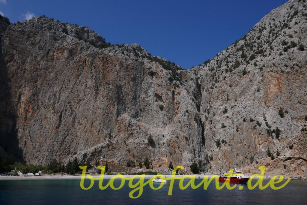 Symi - a dreamlike undiscovered island 12 St. George’s Bay