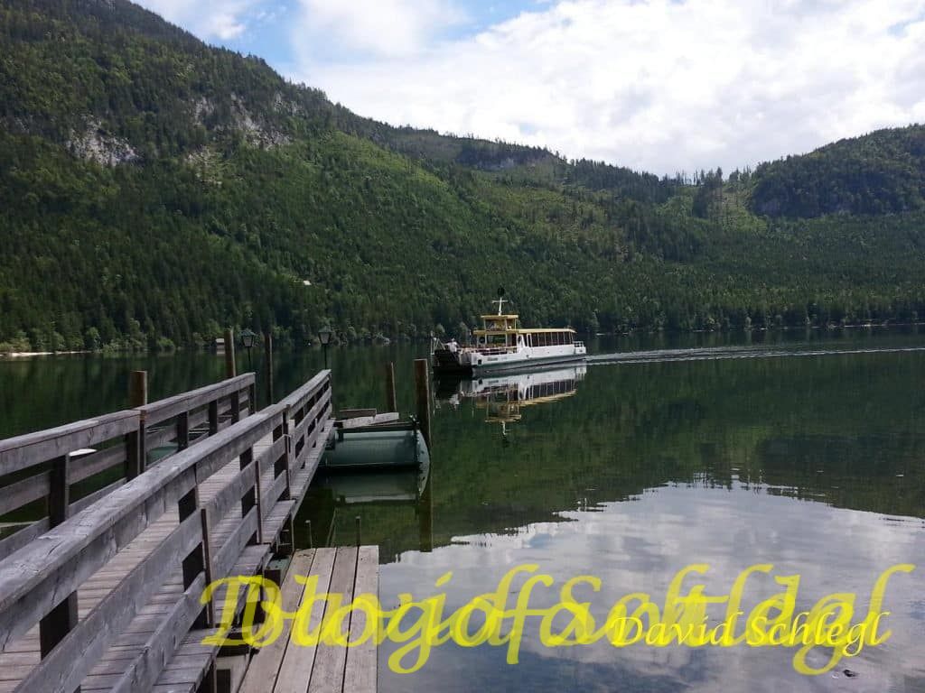 Altaussee in 24 Stunden - 1 Tag in Altaussee 8 Altaussee Schiff Altausseersee