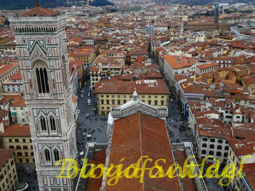 Florenz – Die Stadt im Herzen der Toskana 17 Florenz von oben mit Campanille 2