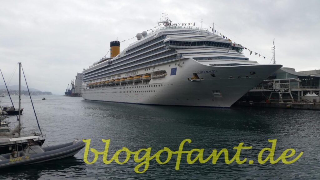 Deine Reise durch den Savona Kreuzfahrthafen 16 Savona Kreuzfahrtterminal Kreuzfahrthafen